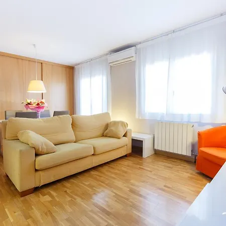 Letsgo Sagrada Familia Penthouse