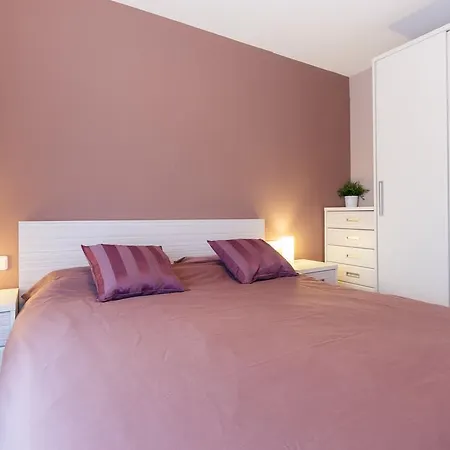 Apartament Letsgo Sagrada Familia Penthouse *